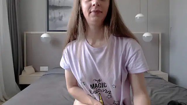 Snapshot of ShySchoolGirl chatting on 2, 11, 2025 ShySchoolGirl online show from 2, 11, 2025