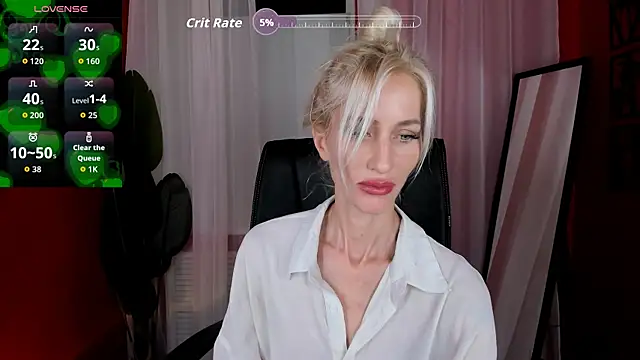 Snapshot of CindySw chatting on 6, 10, 2025 CindySw online show from 6, 10, 2025