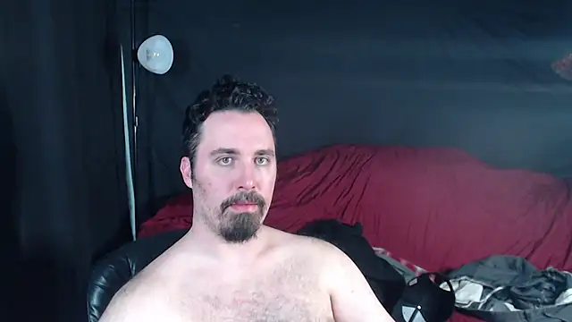 Snapshot of Metalstud chatting on 3, 2, 2025 Metalstud online show from 3, 2, 2025