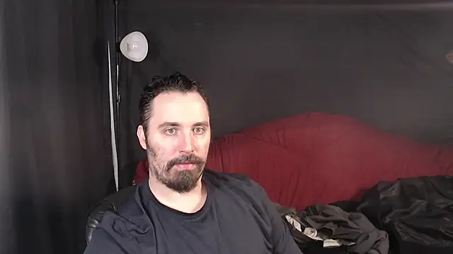 Snapshot of Metalstud chatting on 18, 2, 2025 Metalstud online show from 18, 2, 2025