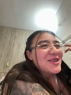 vaneelee online show from 25, 11, 2025