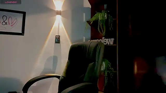 MarcellaGriffin online show from 11, 6, 2026