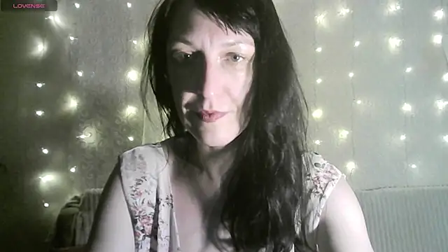 Snapshot of MarieODahliaS chatting on 29, 10, 2025 MarieODahliaS online show from 29, 10, 2025