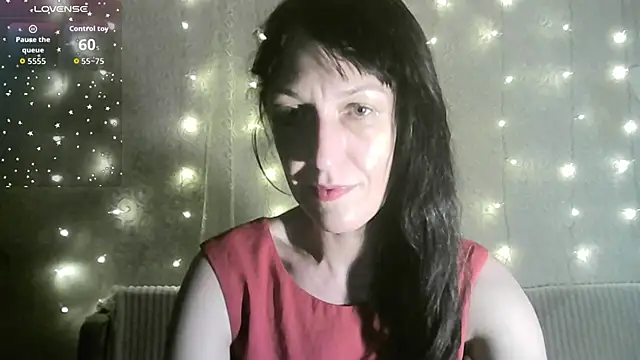 Snapshot of MarieODahliaS chatting on 30, 10, 2025 MarieODahliaS online show from 30, 10, 2025