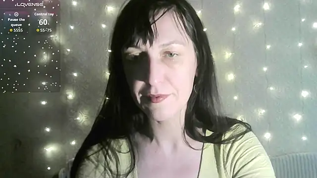 Snapshot of MarieODahliaS chatting on 19, 1, 2026 MarieODahliaS online show from 19, 1, 2026