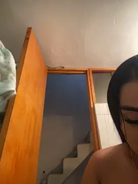 Emma Brown 12 online show from 19, 6, 2026