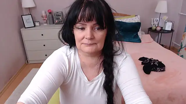 LeveMe2Nightt online show from 12, 5, 2026