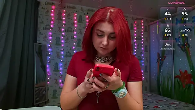 Snapshot of SmokyRose chatting on 6, 2, 2025 SmokyRose online show from 6, 2, 2025