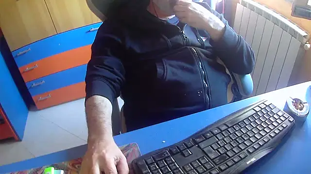 Tango128 online show from 25, 4, 2026