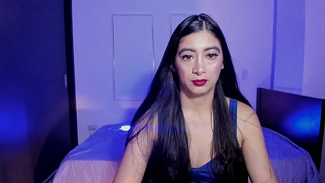 Snapshot of MeganWhite3 chatting on 17, 5, 2026 MeganWhite3 online show from 17, 5, 2026