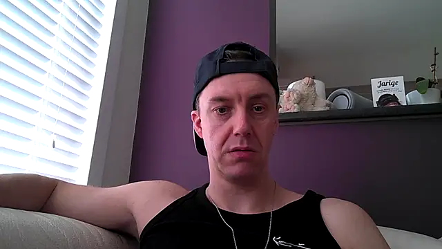 ploki2180 online show from 9, 3, 2025