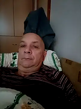 Snapshot of bigcock_marusz chatting on 15, 12, 2024 bigcock marusz online show from 15, 12, 2024