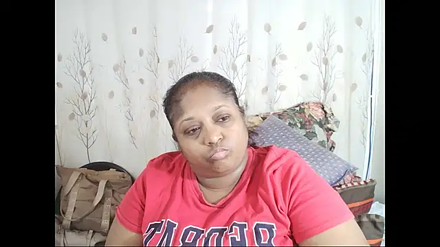 Snapshot of Indiantasha chatting on 9, 10, 2025 Indiantasha online show from 9, 10, 2025