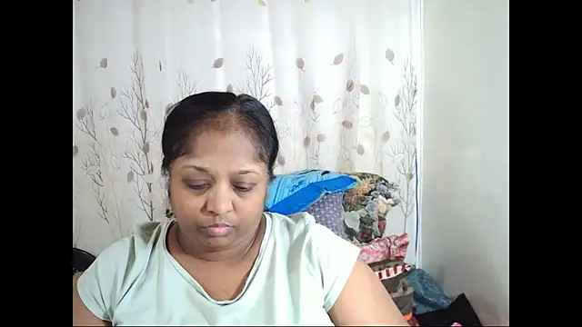 Snapshot of Indiantasha chatting on 15, 10, 2025 Indiantasha online show from 15, 10, 2025