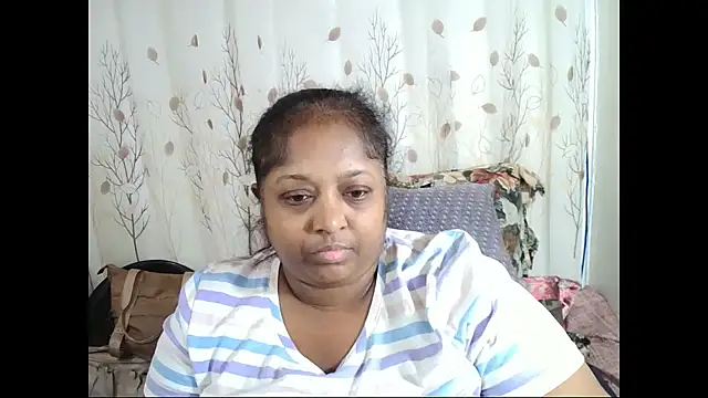 Snapshot of Indiantasha chatting on 6, 11, 2025 Indiantasha online show from 6, 11, 2025