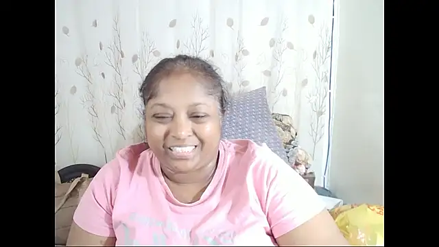 Snapshot of Indiantasha chatting on 3, 12, 2025 Indiantasha online show from 3, 12, 2025
