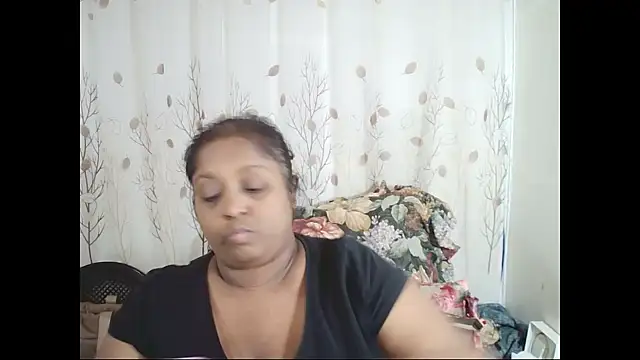 Snapshot of Indiantasha chatting on 2, 2, 2026 Indiantasha online show from 2, 2, 2026
