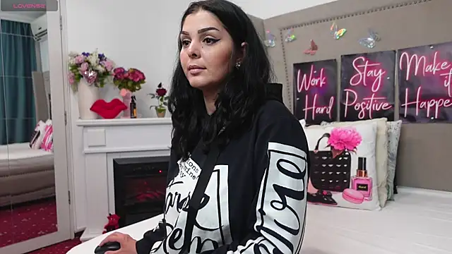 LexyRene online show from 3, 5, 2026
