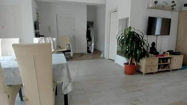 Snapshot of woolfiie chatting on 6, 10, 2025 woolfiie online show from 6, 10, 2025