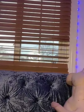 LittleMissEeve online show from 5, 2, 2025