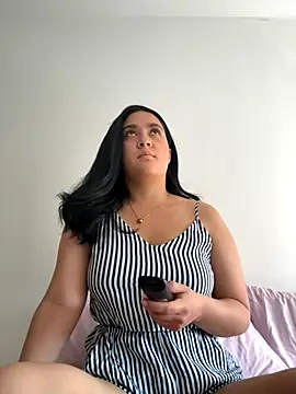 Nina lovi online show from 22, 10, 2025