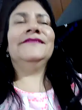 Snapshot of salomexlove_20 chatting on 8, 3, 2025 salomexlove 20 online show from 8, 3, 2025