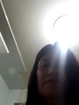 Snapshot of salomexlove_20 chatting on 14, 12, 2025 salomexlove 20 online show from 14, 12, 2025