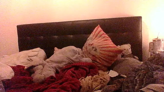 ShySuccubus online show from 8, 2, 2025