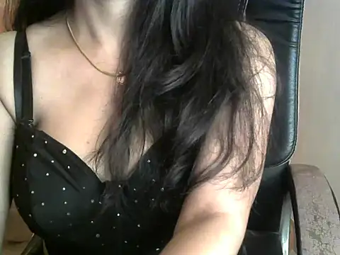 Snapshot of Adventurous_Angel chatting on 8, 12, 2024 Adventurous Angel online show from 8, 12, 2024