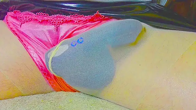 Snapshot of sexypenis75 chatting on 7, 2, 2025 sexypenis75 online show from 7, 2, 2025