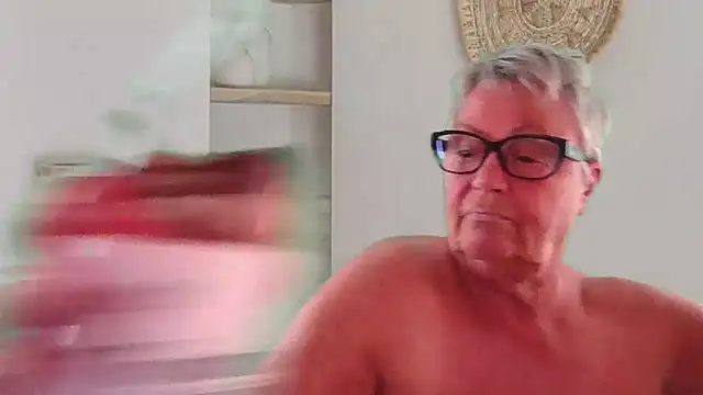 GrannyChrissy68 online show from 30, 4, 2026