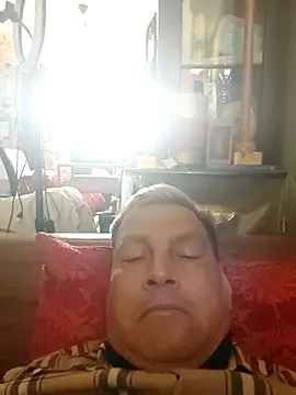 Snapshot of gayphotograper chatting on 6, 11, 2025 gayphotograper online show from 6, 11, 2025