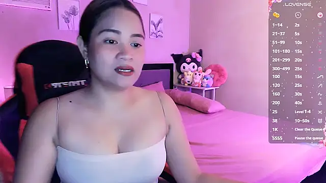 Snapshot of yenyen_ chatting on 14, 4, 2026 yenyen online show from 14, 4, 2026