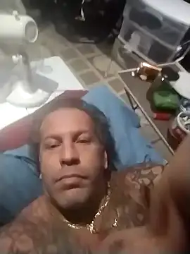 Snapshot of trucker1979 chatting on 5, 10, 2025 trucker1979 online show from 5, 10, 2025