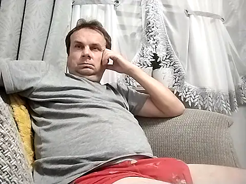 grzes19763 online show from 18, 9, 2025