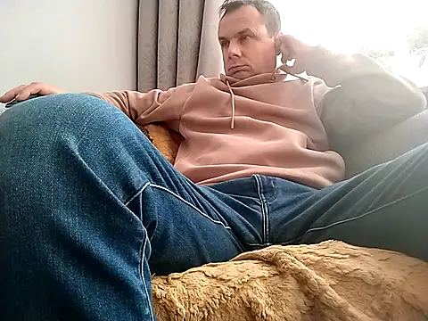 grzes19763 online show from 20, 10, 2025