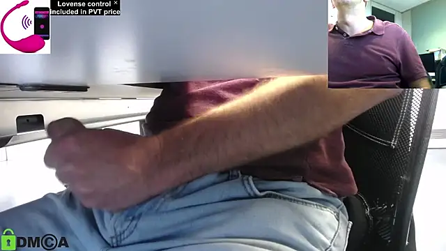 Snapshot of pliko chatting on 16, 9, 2025 pliko online show from 16, 9, 2025