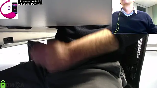 Snapshot of pliko chatting on 21, 10, 2025 pliko online show from 21, 10, 2025