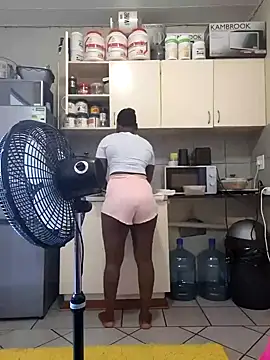 FitSelina66 online show from 1, 3, 2025