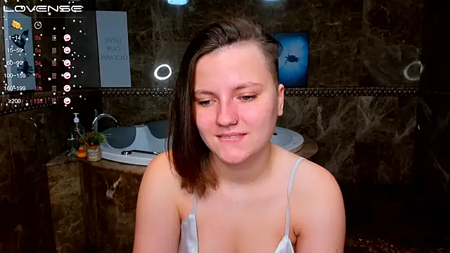 MelindaTin online show from 23, 11, 2025