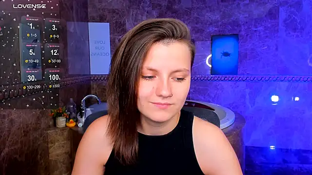 Snapshot of MelindaTin chatting on 22, 6, 2026 MelindaTin online show from 22, 6, 2026