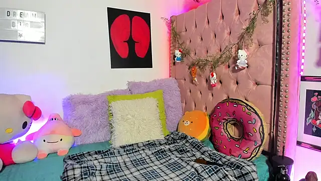 LillyCandy online show from 10, 5, 2026
