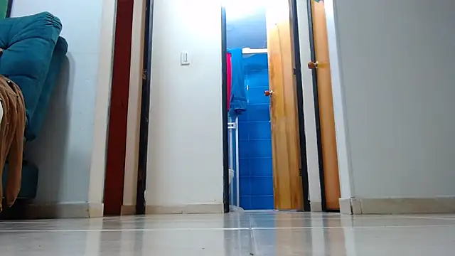 Ixchel Anaid online show from 8, 3, 2025