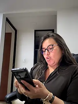 Ixchel Anaid online show from 25, 11, 2025