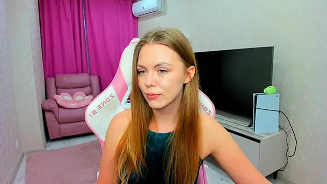 Strawberrye online show from 12, 5, 2026