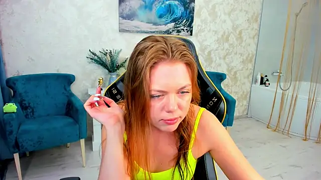 Strawberrye online show from 16, 6, 2026