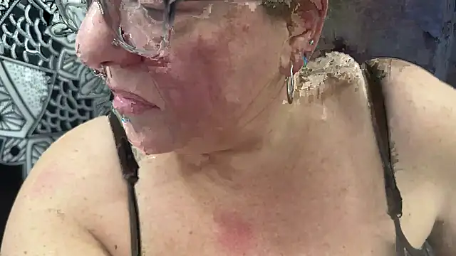 Miss Phat Booty online show from 20, 12, 2024