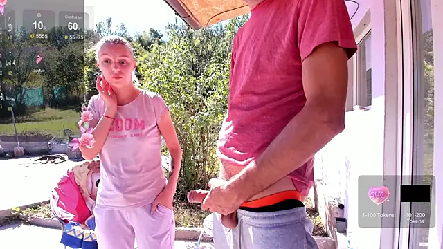 Snapshot of luxurydoll21 chatting on 22, 9, 2025 luxurydoll21 online show from 22, 9, 2025