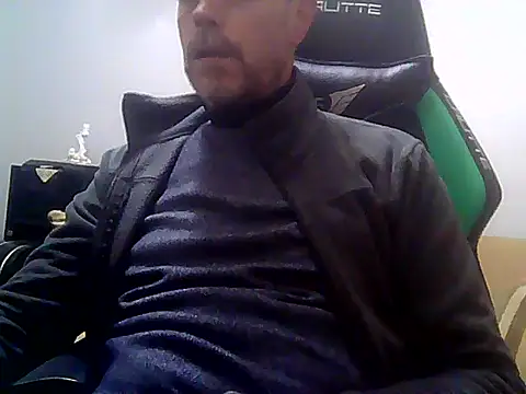 Snapshot of boran34 chatting on 22, 12, 2025 boran34 online show from 22, 12, 2025