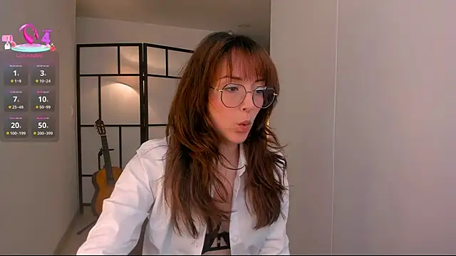 molly marmalade  online show from 26, 5, 2026